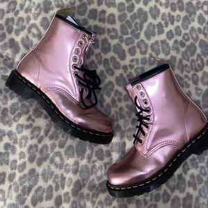 Dr. Martens NWOB (New without Box) . Pink!